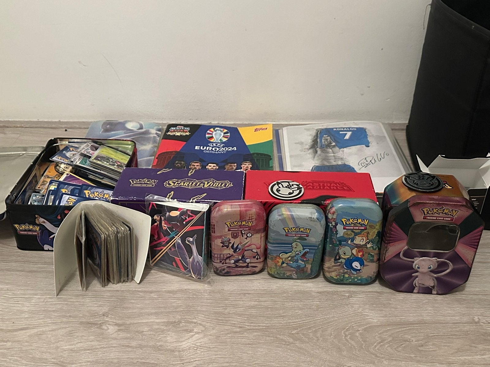 2000 pokemon/voetbal kaarten, Ophalen of Verzenden, Gebruikt, Meerdere kaarten