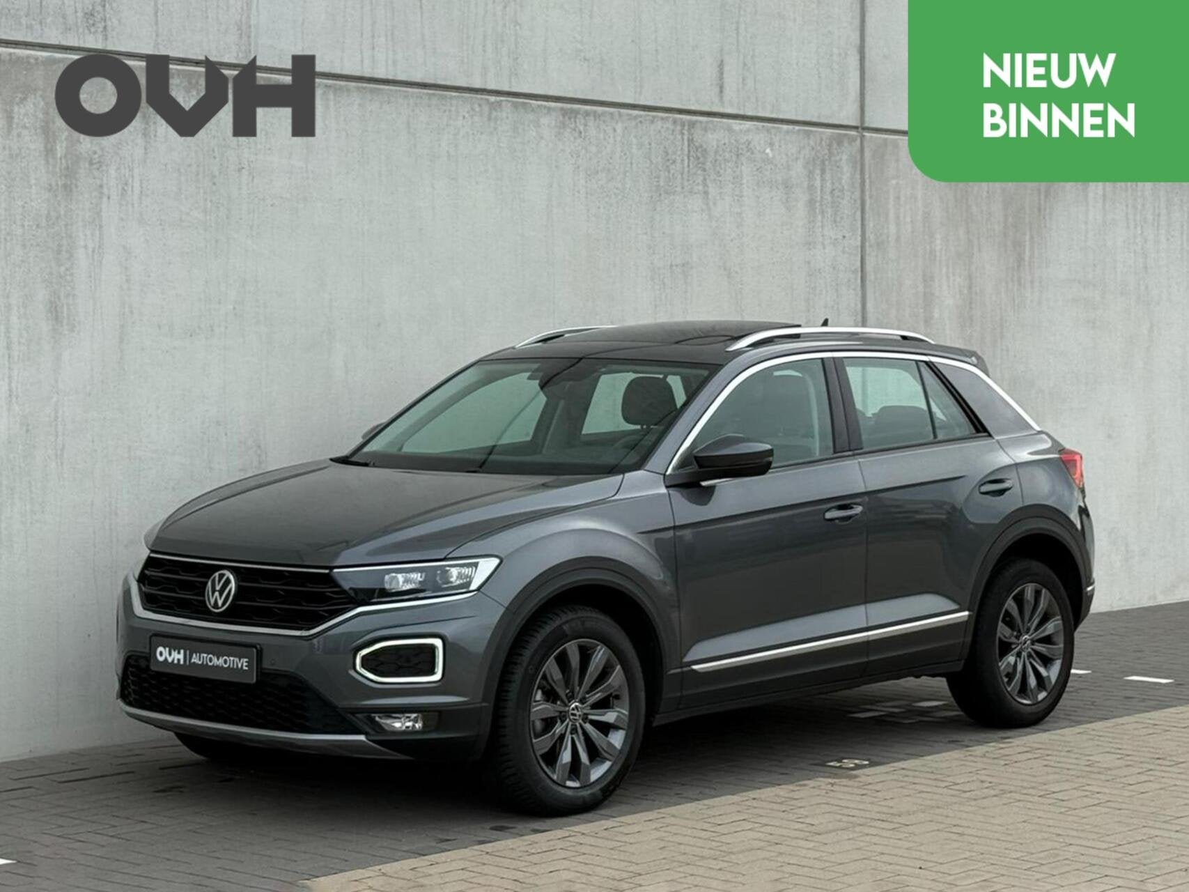 Volkswagen T-Roc 1.5 TSI Sport | Pano | Keyless | sfeer | LE, 4 cilinders, 150 pk, Bedrijf, SUV of Terreinwagen