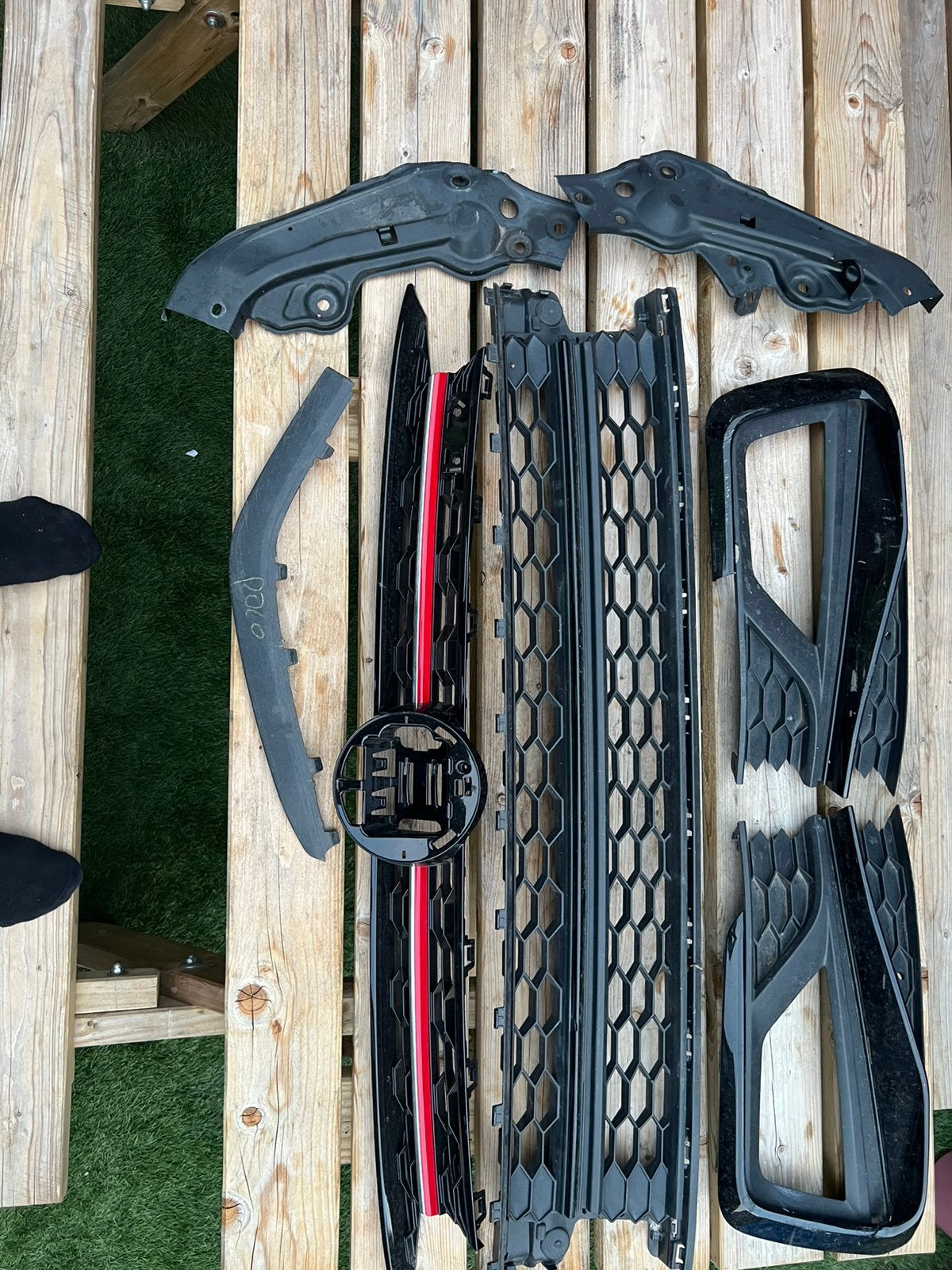 Polo 2G GTI voorbumper onderdelen met grill, Auto-onderdelen, Carrosserie en Plaatwerk, Ophalen, Bumper
