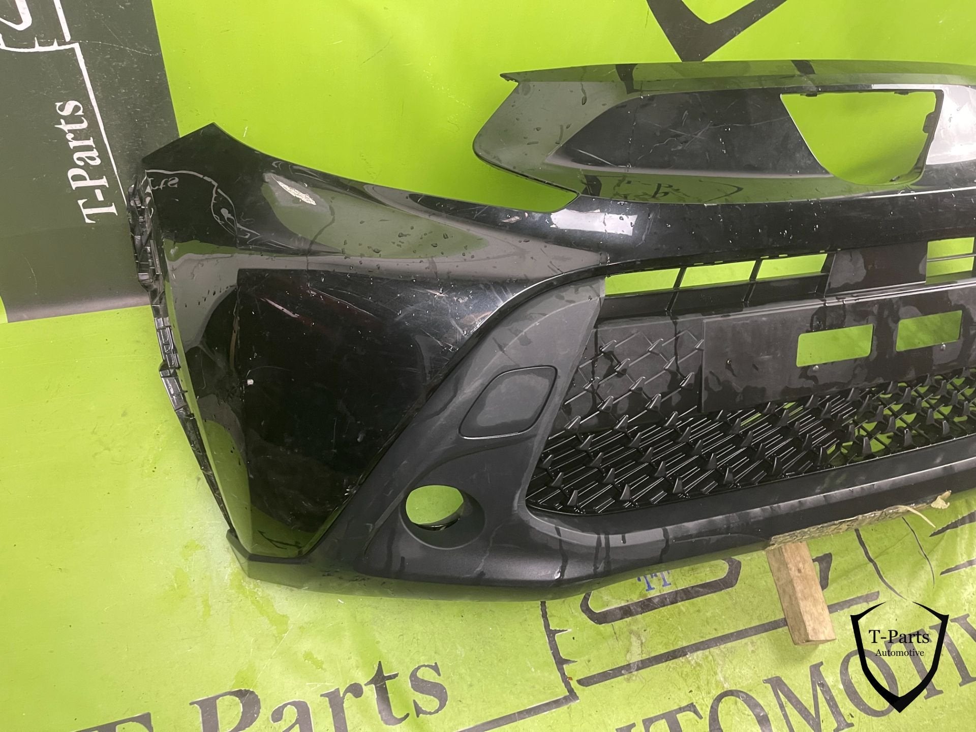 toyota aygo voorbumper bumper 2020+, Auto-onderdelen, Carrosserie en Plaatwerk, Info@toyota.co.jp, Gebruikt, Toyota Motor Corporation