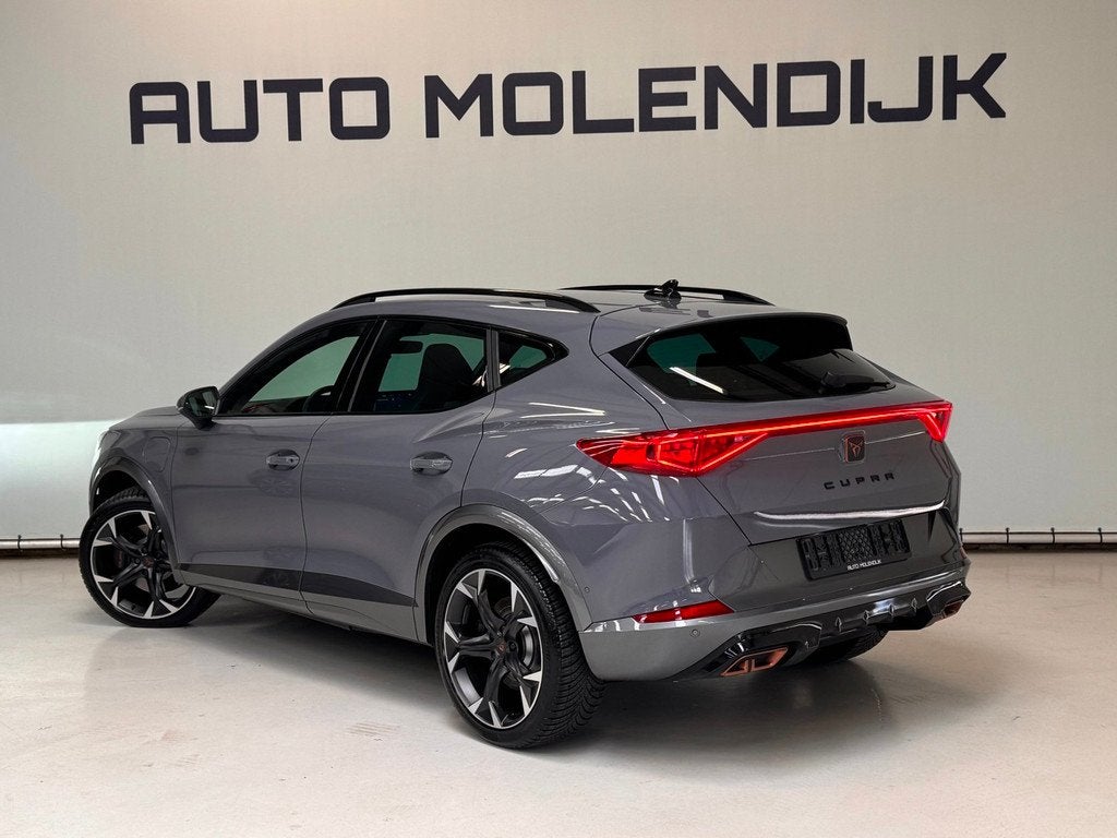 CUPRA Formentor 1.4 e-Hybrid VZ 245 PK Keyless / 19inch / 36, Auto's, Cupra, Gebruikt, Zwart, 4 cilinders, Formentor