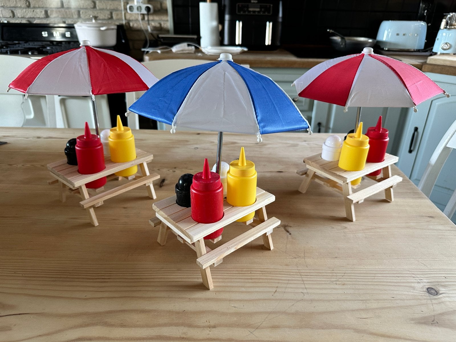 3x Mini picknick tafeltjes sauzen set NIEUW €7,50 per stuk, Ophalen of Verzenden, Zo goed als nieuw