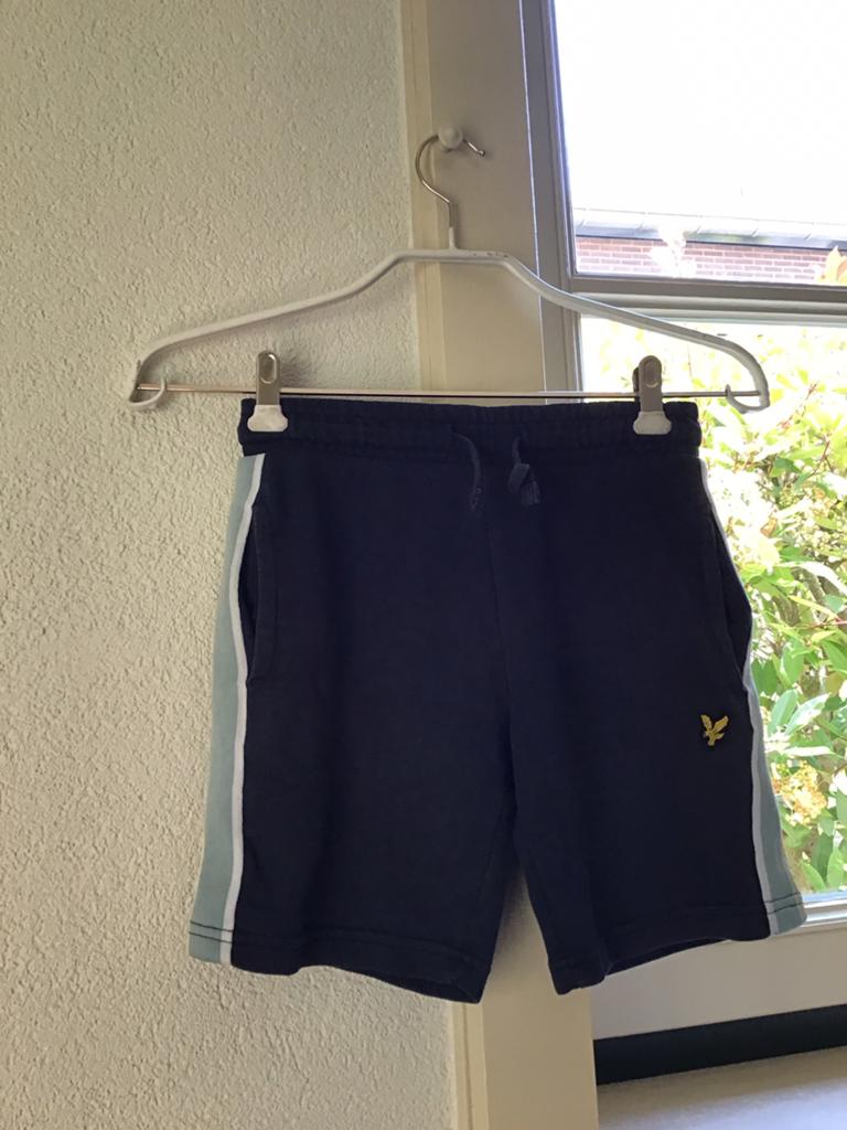 Lyle & Scott Bermuda donkerblauw maat 122/128, Kinderen en Baby's, Kinderkleding | Maat 122, Ophalen of Verzenden, Zo goed als nieuw