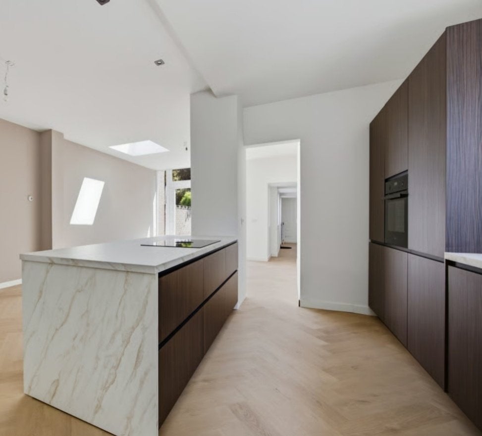 Luxe Greeploze Walnoot Eilandkeuken incl. BORA  GEDEMONTEERD, Overige kleuren, Overige typen, Ophalen of Verzenden, Zo goed als nieuw