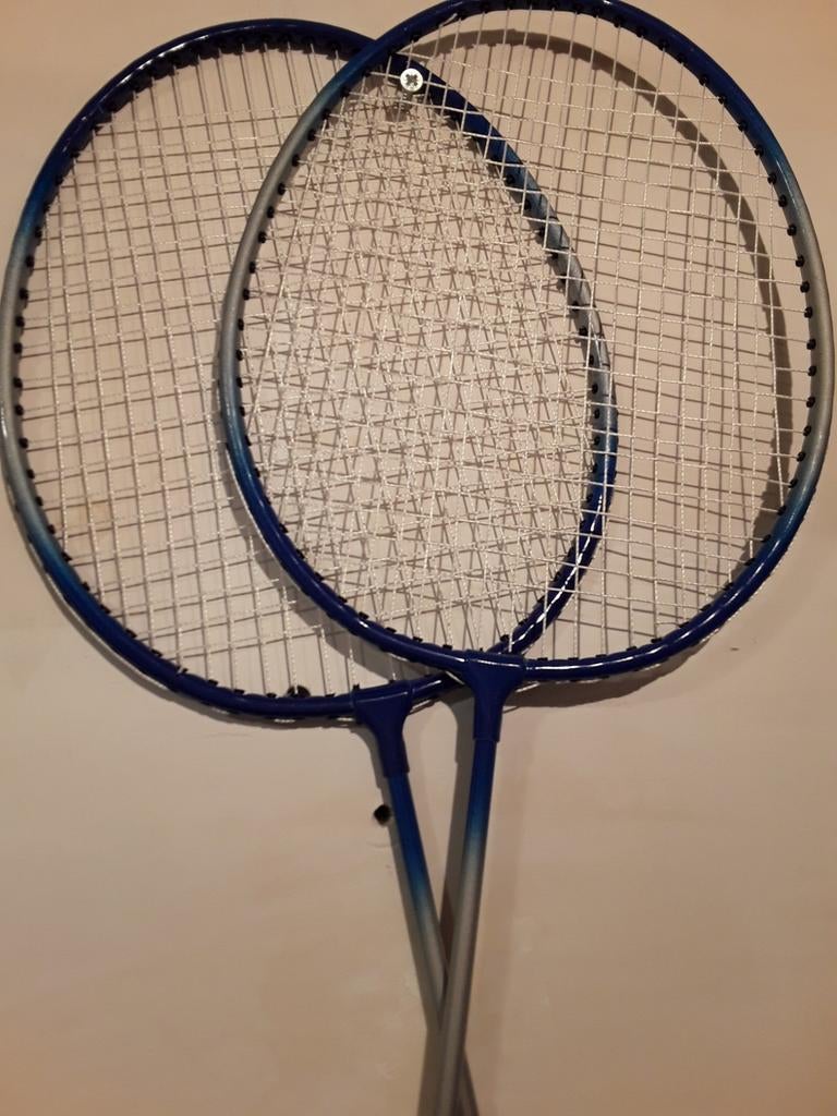 Set badminton rackets met shuttles, Sport en Fitness, Badminton, Ophalen, Nieuw, Racket(s)
