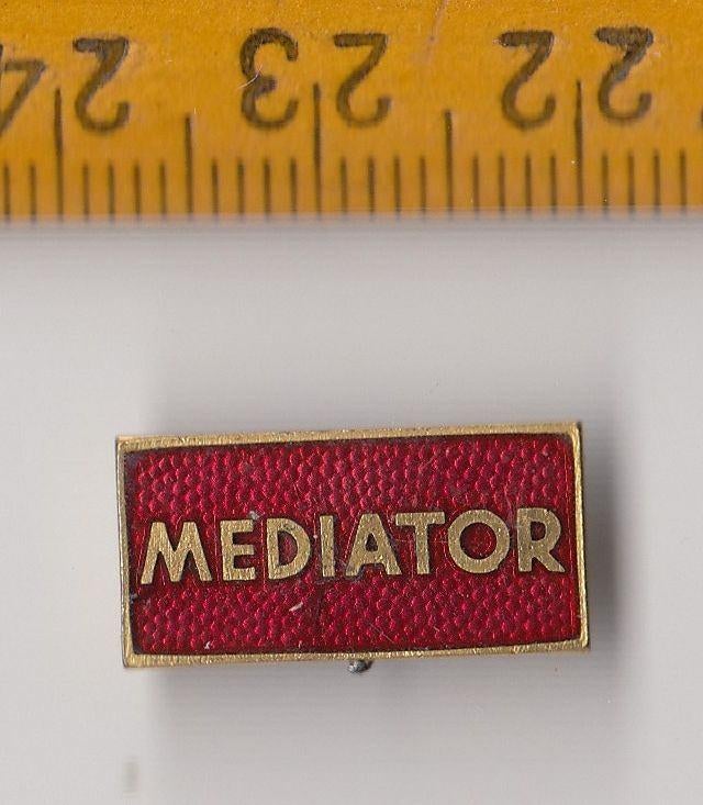 Mediator Radio Logo Electronica embleem emaille, Ophalen of Verzenden