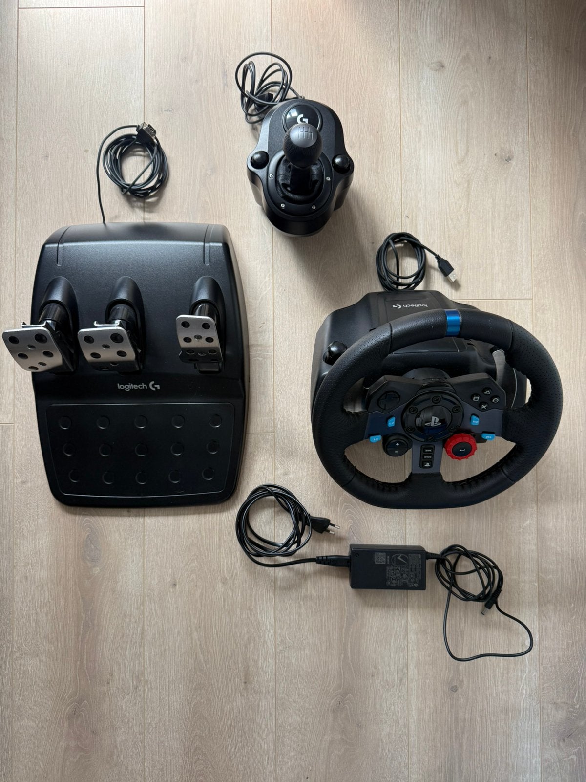LOGITECH G G29 RACESTUUR, Ophalen, Zo goed als nieuw, PlayStation 1