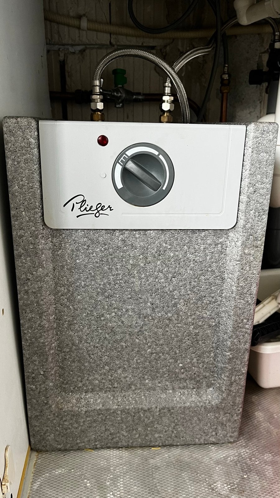 Plieger boiler, Ophalen, Zo goed als nieuw, Boiler, Minder dan 3 jaar oud