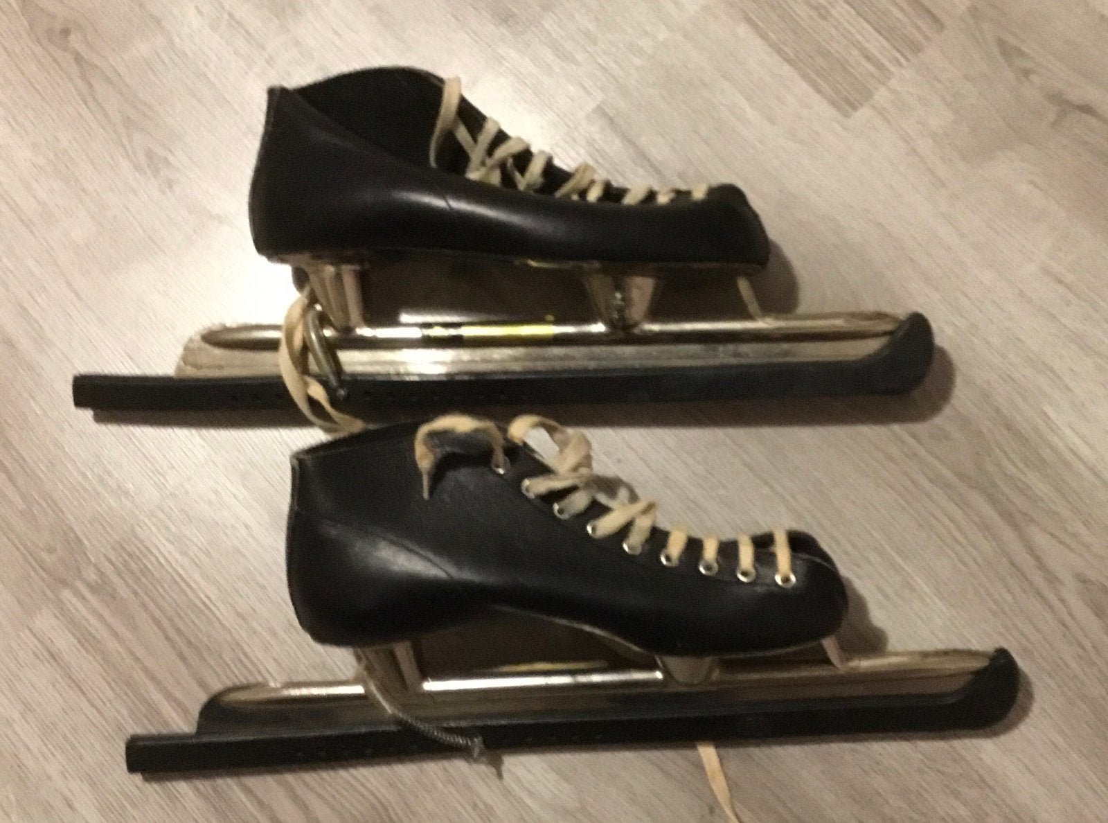 Hoge Noren Ving Zandstra⛸️ maat 42, Sport en Fitness, Schaatsen, Ophalen, Zandstra, Zo goed als nieuw, Noren