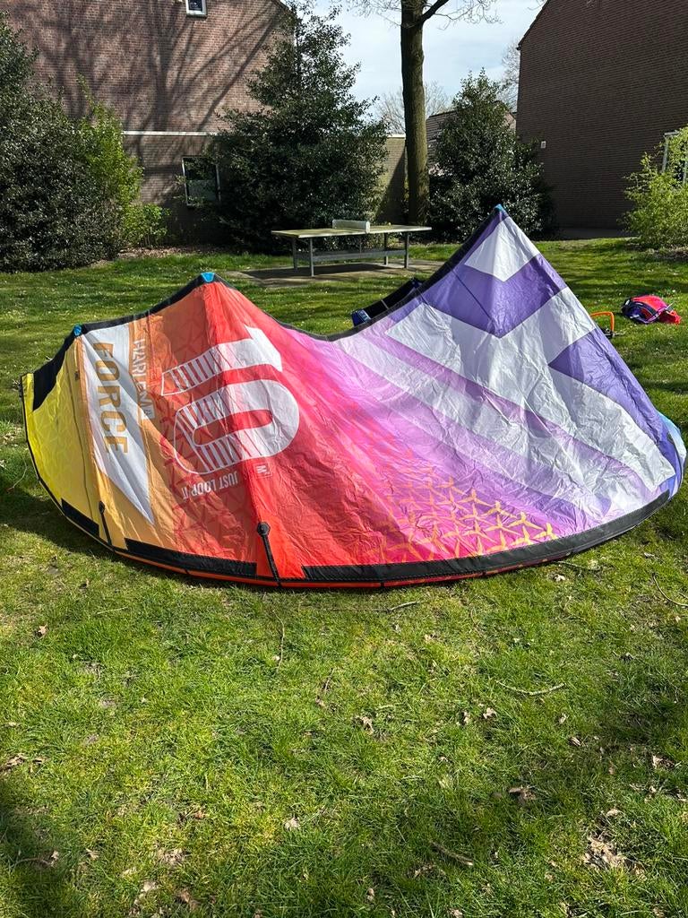 Harlem force 10m NETTE STAAT!, Watersport en Boten, Kitesurfen, Zo goed als nieuw, 10 m², Geen board, Ophalen of Verzenden