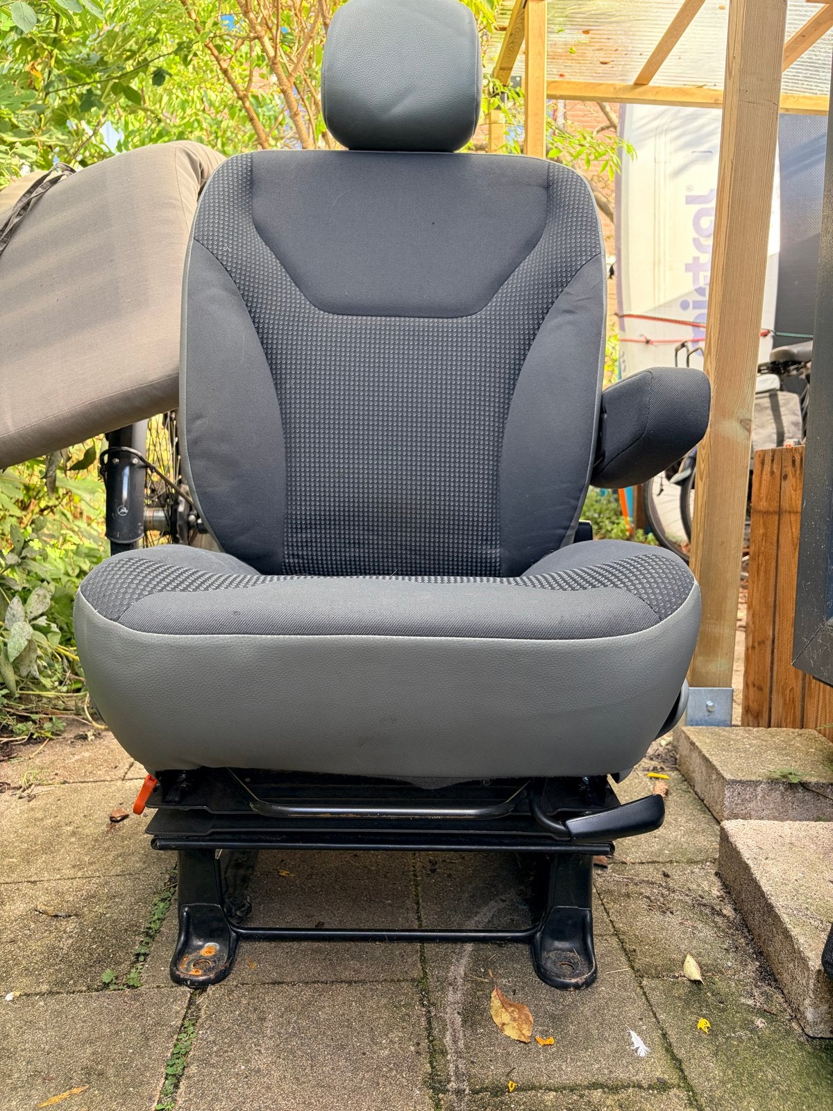 Bijrijdersstoel Opel Vivaro 2010 met draaiplateau, Auto-onderdelen, Ophalen, Gebruikt, Opel