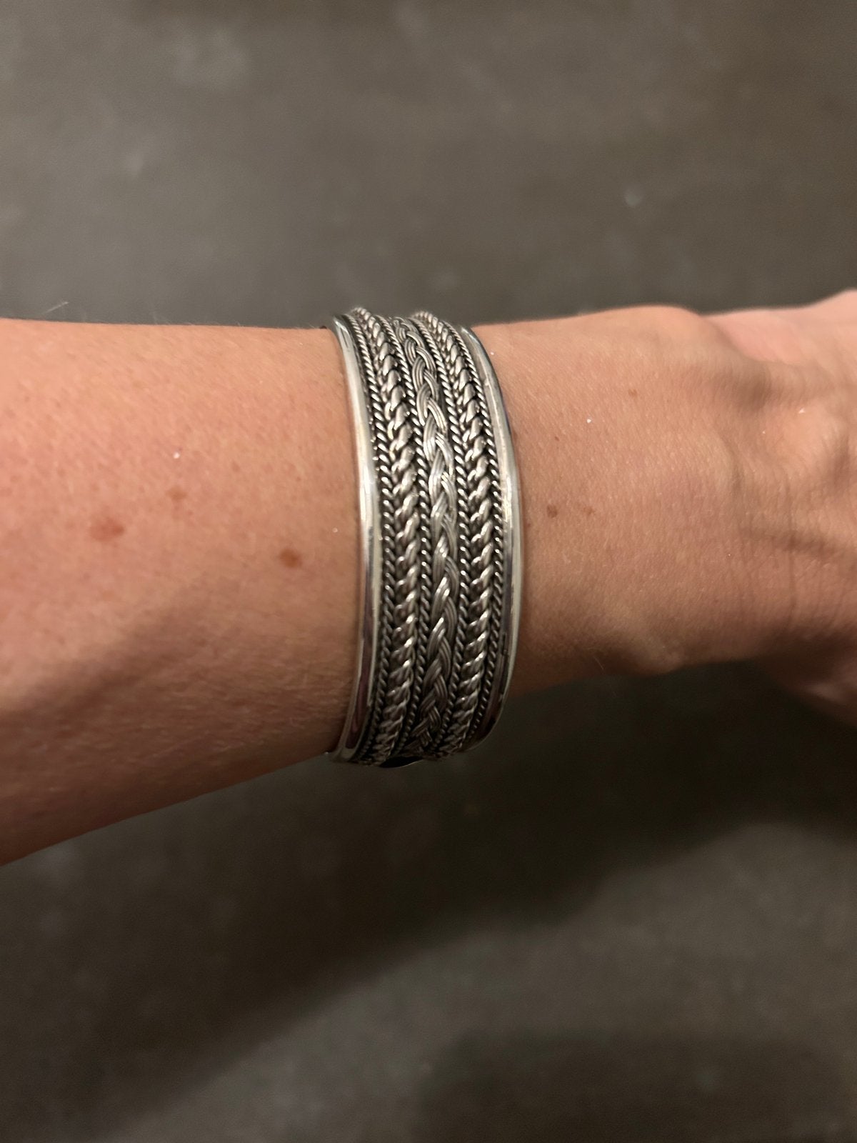 gedecoreerde zilveren armband, Ophalen of Verzenden, Zo goed als nieuw, Zilver