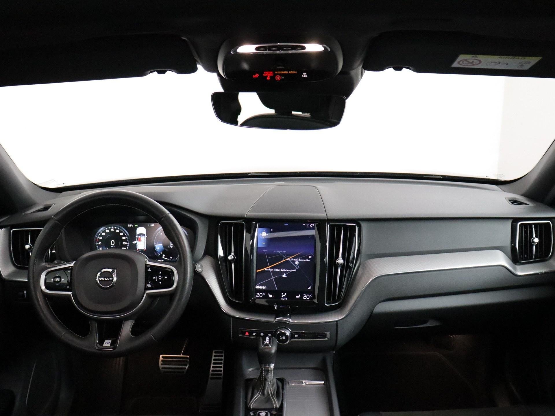 Volvo XC60 2.0 D4 AWD R-Design Automaat ACC | Pano | 22" lmv, Auto's, Automaat, Gebruikt, Euro 6, 1969 cc