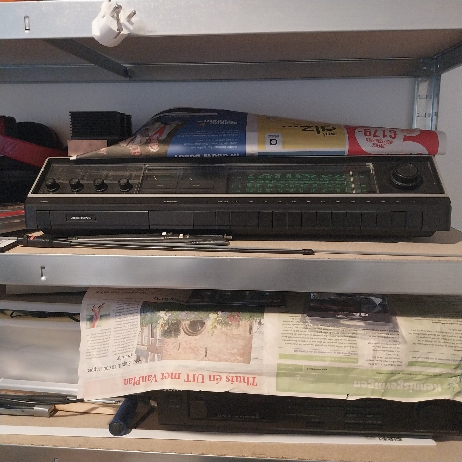Vintage Aristona Radio - Klassieke Ontvanger. GOED LEZEN, Ophalen of Verzenden, Gebruikt, Radio