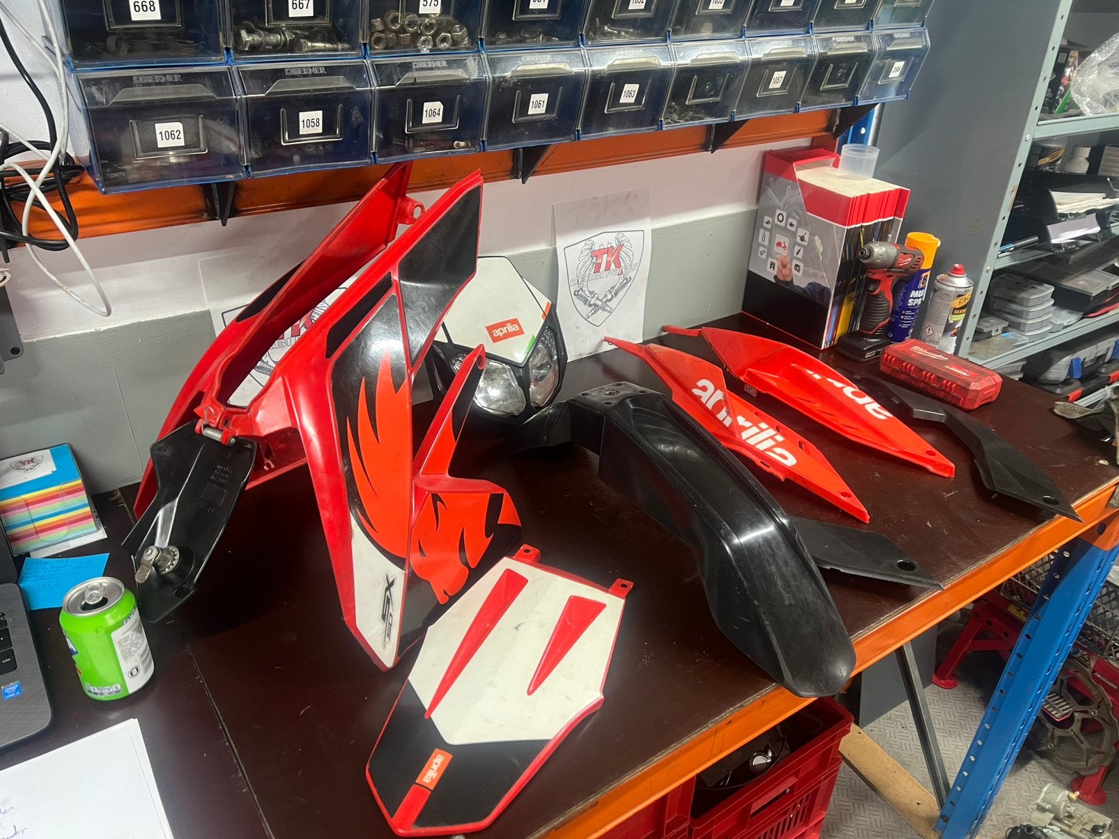 Aprilia sx/rx redlion kappenset, Fietsen en Brommers, Kappenset, Redlion, Ophalen of Verzenden, Zo goed als nieuw
