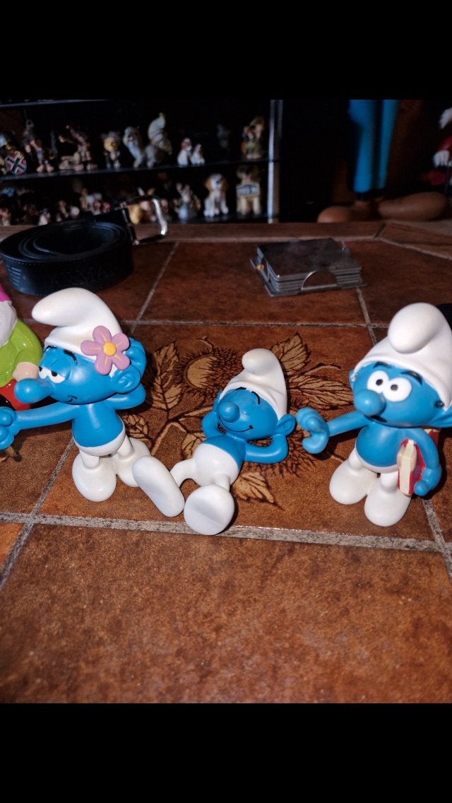 Smurfen beeldjes - Smurfin, Luilaksmurf en Smurf met boek, Verzamelen, Ophalen of Verzenden, Gebruikt, Verschillende Smurfen, Poppetje, Figuurtje of Knuffel
