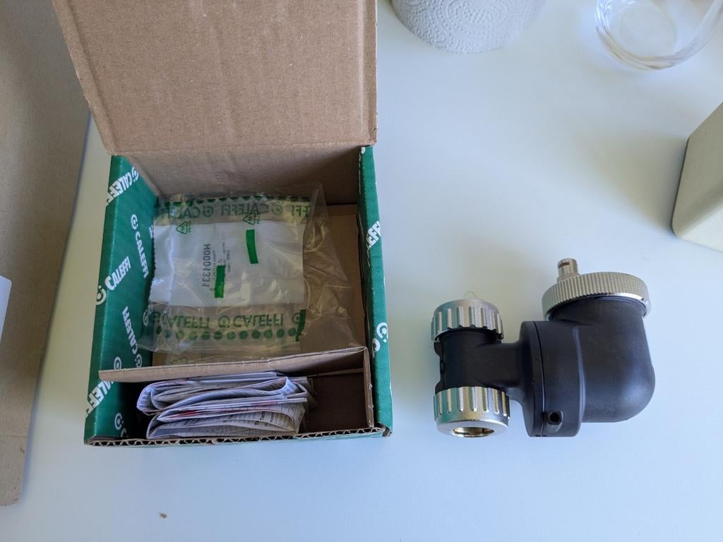 Caleffi Discalslim Luchtafscheider 22MM - 551802, Doe-het-zelf en Verbouw, Verwarming en Radiatoren, Ophalen of Verzenden, Nieuw