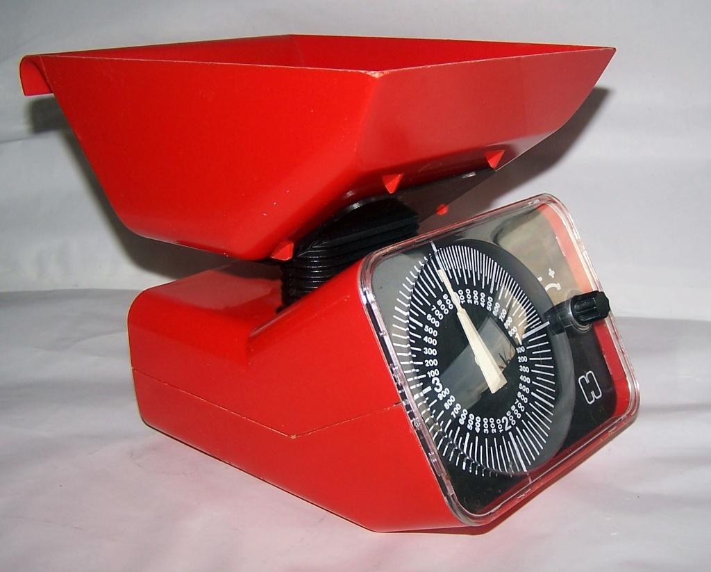 Vintage rode keukenweegschaal. Zeldzaam. Izgs., Ophalen of Verzenden