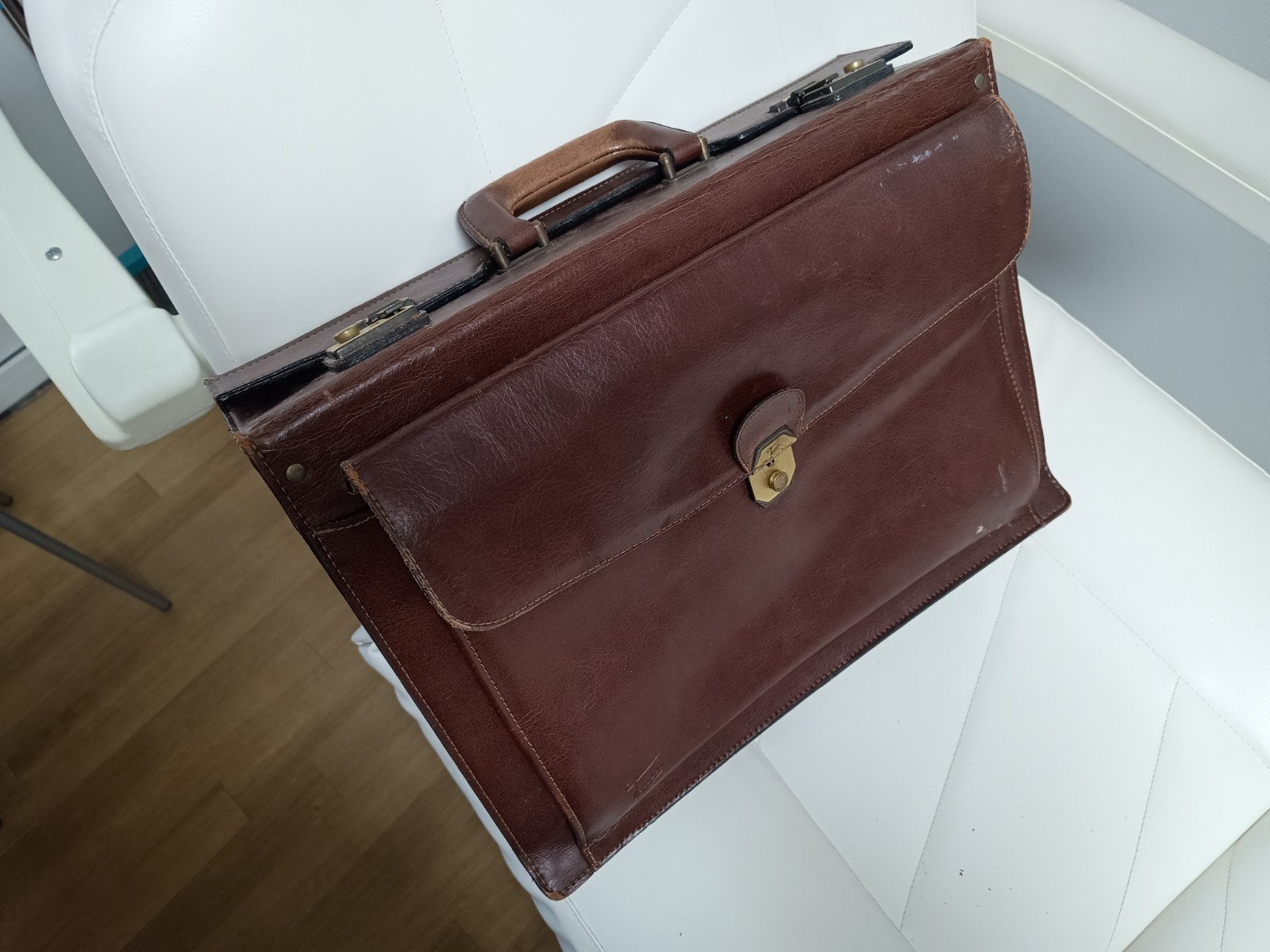 Vintage Leren Aktetas - Bruin, Antiek en Kunst, Ophalen of Verzenden