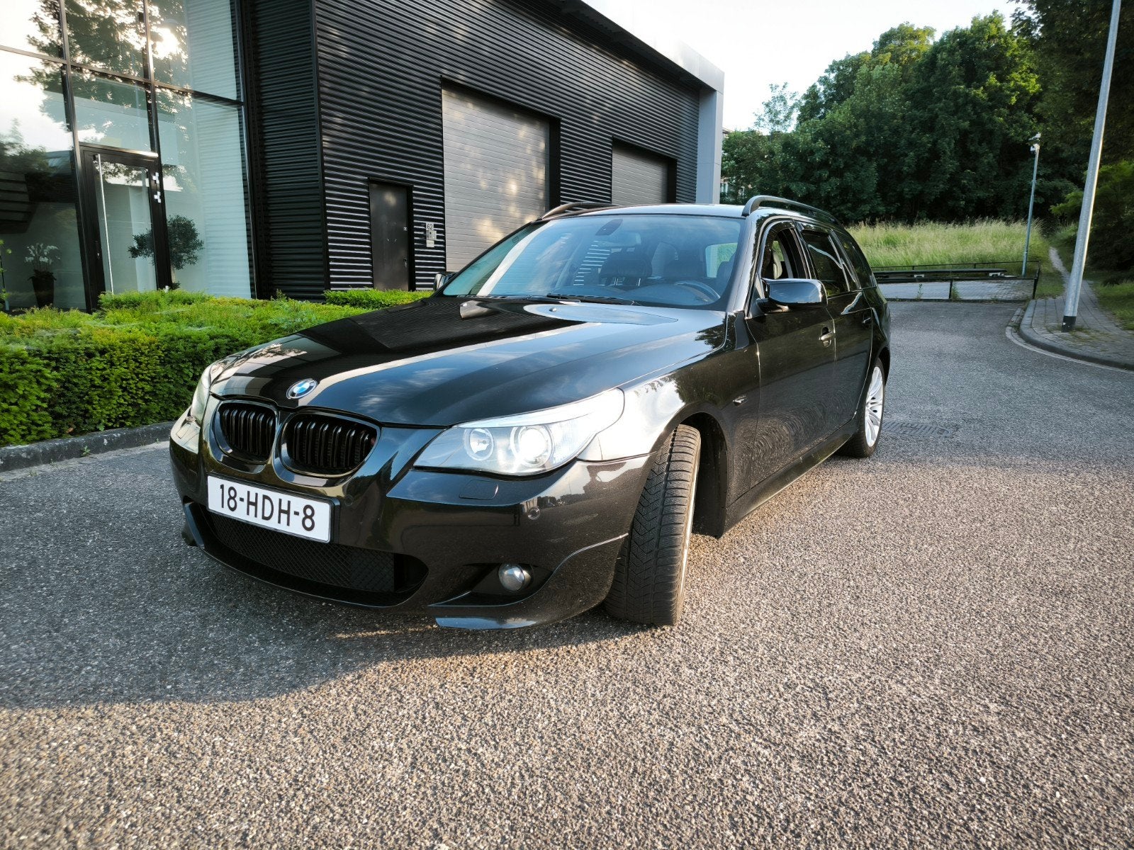 BMW E61 535d 2005 M Paket, Xenon, Panorama, Logic 7. EXPORT, Automaat, Zwart, Zwart, Leder