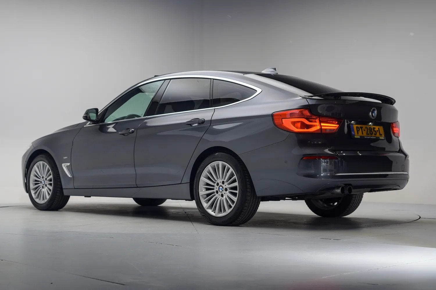 BMW 3-serie GT 320i High Executive Aut. [ Panorama Adapt.cru, Auto's, Automaat, 1998 cc, Gebruikt, 4 cilinders