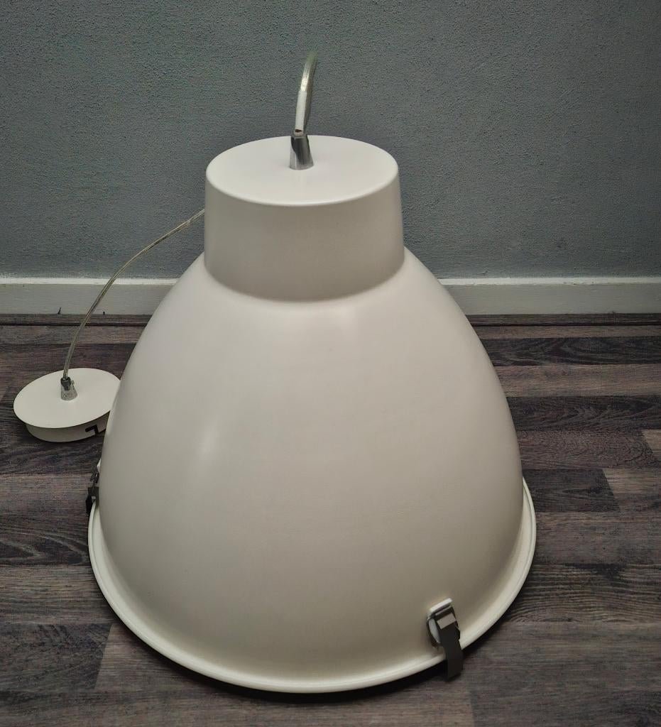 Z.g.a.n!  Stoere Hanglamp Factory mat wit, Stoer, Ophalen of Verzenden, Zo goed als nieuw, Minder dan 50 cm
