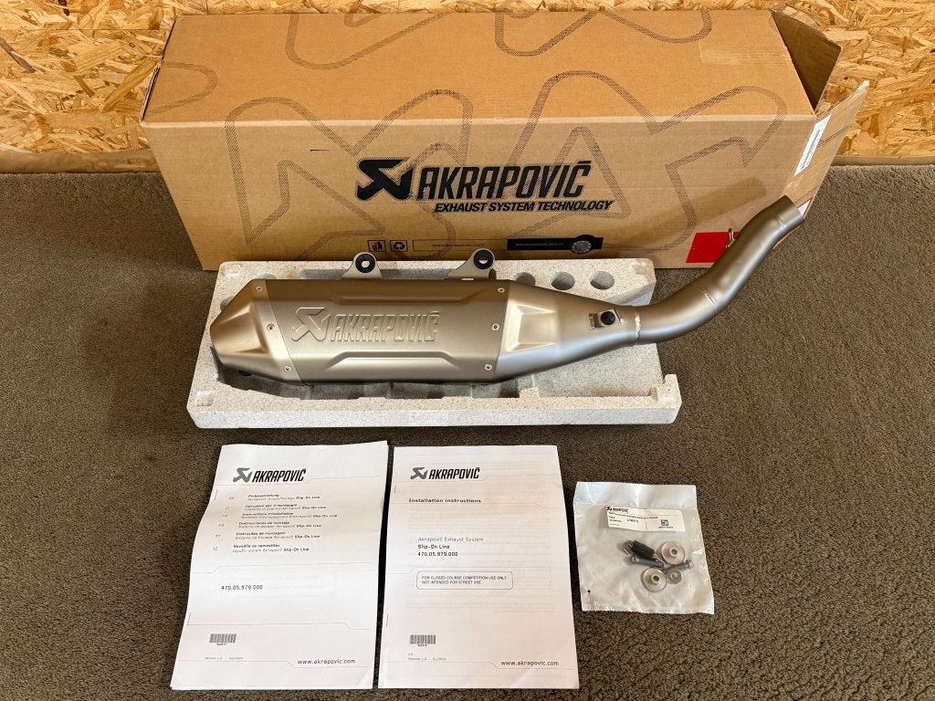 Akrapovic uitlaat KTM 250 350 450 SX-F SMR FC FS MC F 2026, Verzenden, KTM, Stallhofnerstraße 3, Betriebsgebiet Süd, Mattighofen, Oberösterreich, 5230, AT