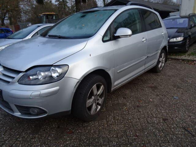VW Golf 5 plus bj 2009 1.6 BSE 5 versnelling voor demontage., Gebruikt, -, Volkswagen, -