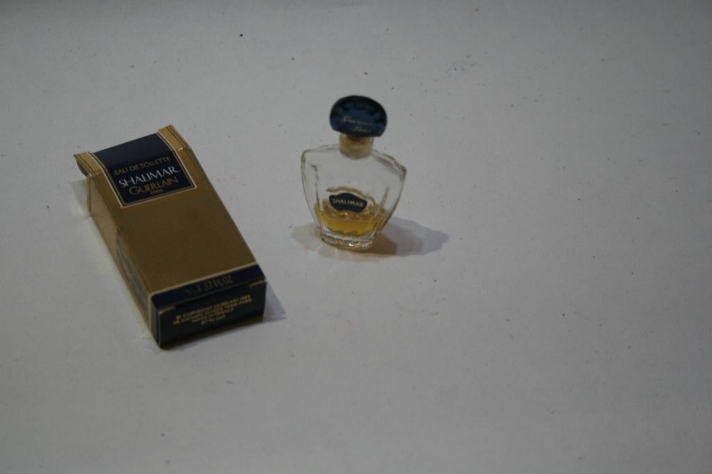 Guerlain Miniatuur Shalimar EdT 5 ml Nieuw OVP ( lezen !!), Verzamelen, Parfumverzamelingen, Verzenden, Zo goed als nieuw, Miniatuur