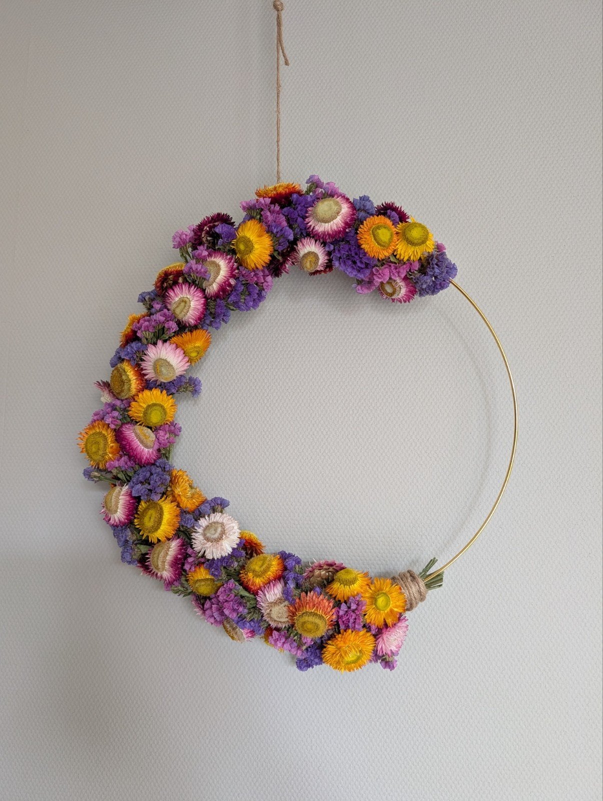 Gouden ring met droogbloemen krans, Ophalen of Verzenden, Nieuw, Krans, Natuurlijk materiaal