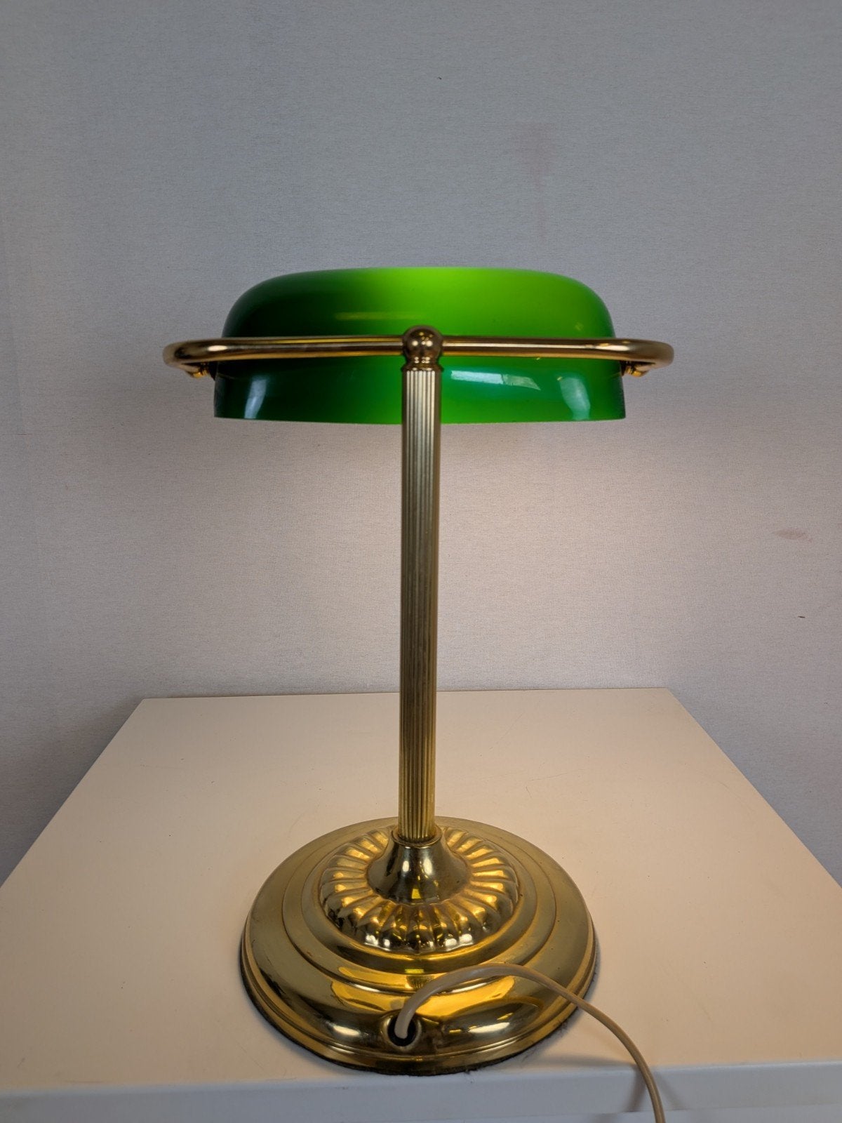 Klassieke Bankierslamp – Groene Glazen Kap & Messing, Ophalen of Verzenden