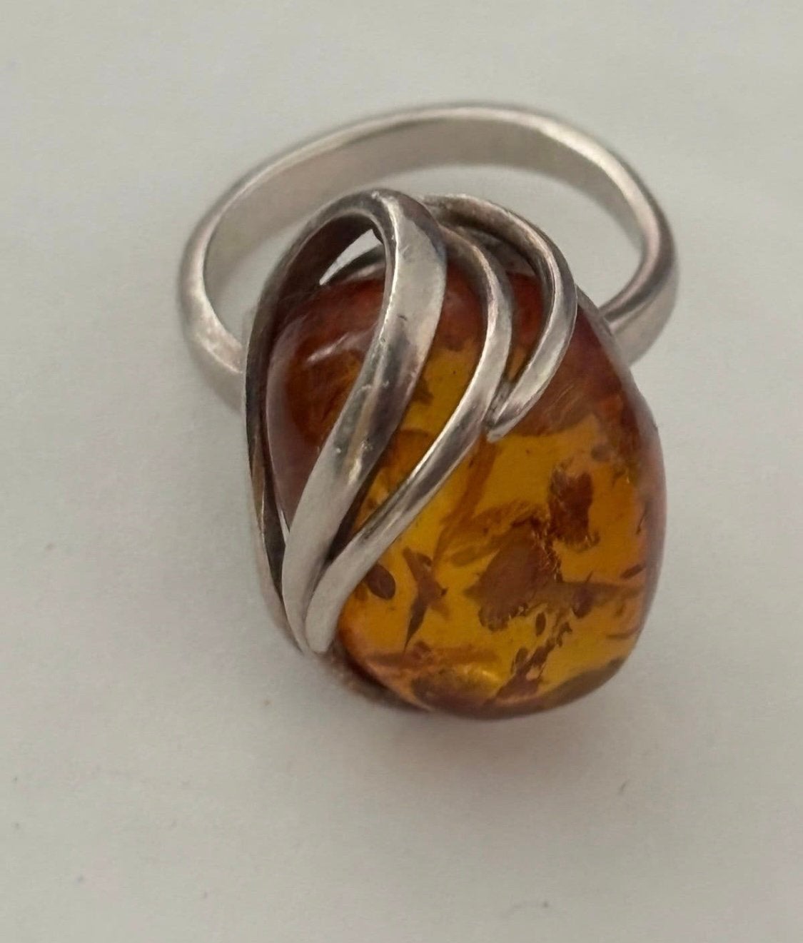 Vintage 925 Zilveren Ring -Verstelbaar met Grote Barnsteen, Ophalen of Verzenden, Zo goed als nieuw, Zilver, Dame