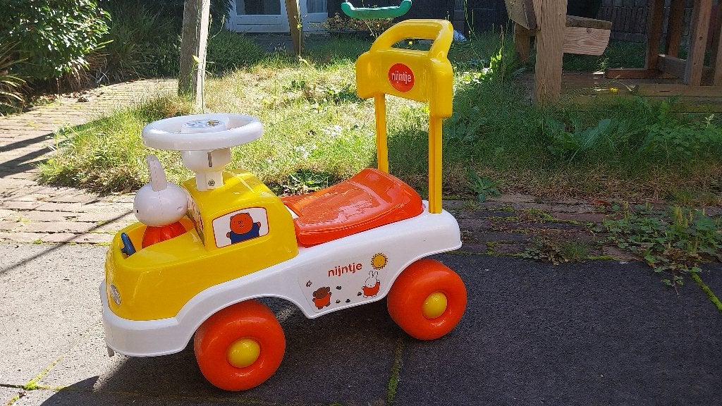 Loopauto nijntje als nieuw, Ophalen, Zo goed als nieuw
