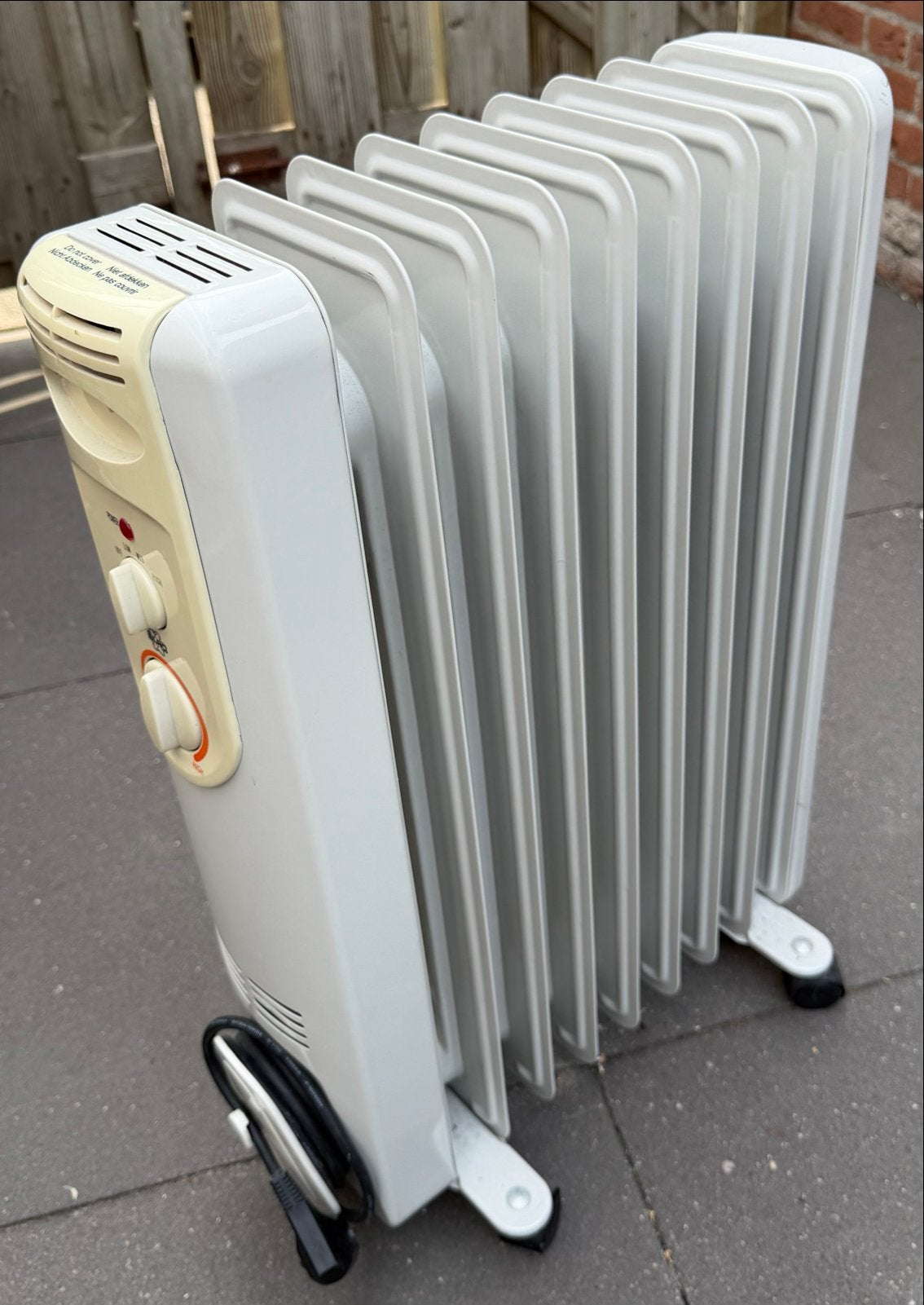 Elro VO9 Oliegevulde Radiator - 2000W, Ophalen, 30 tot 80 cm, Gebruikt, Radiator