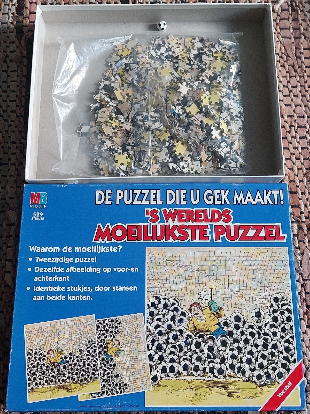 's Werelds Moeilijkste Puzzel - Voetbal! (529 stukjes), Ophalen of Verzenden, 500 t/m 1500 stukjes, Zo goed als nieuw, Legpuzzel