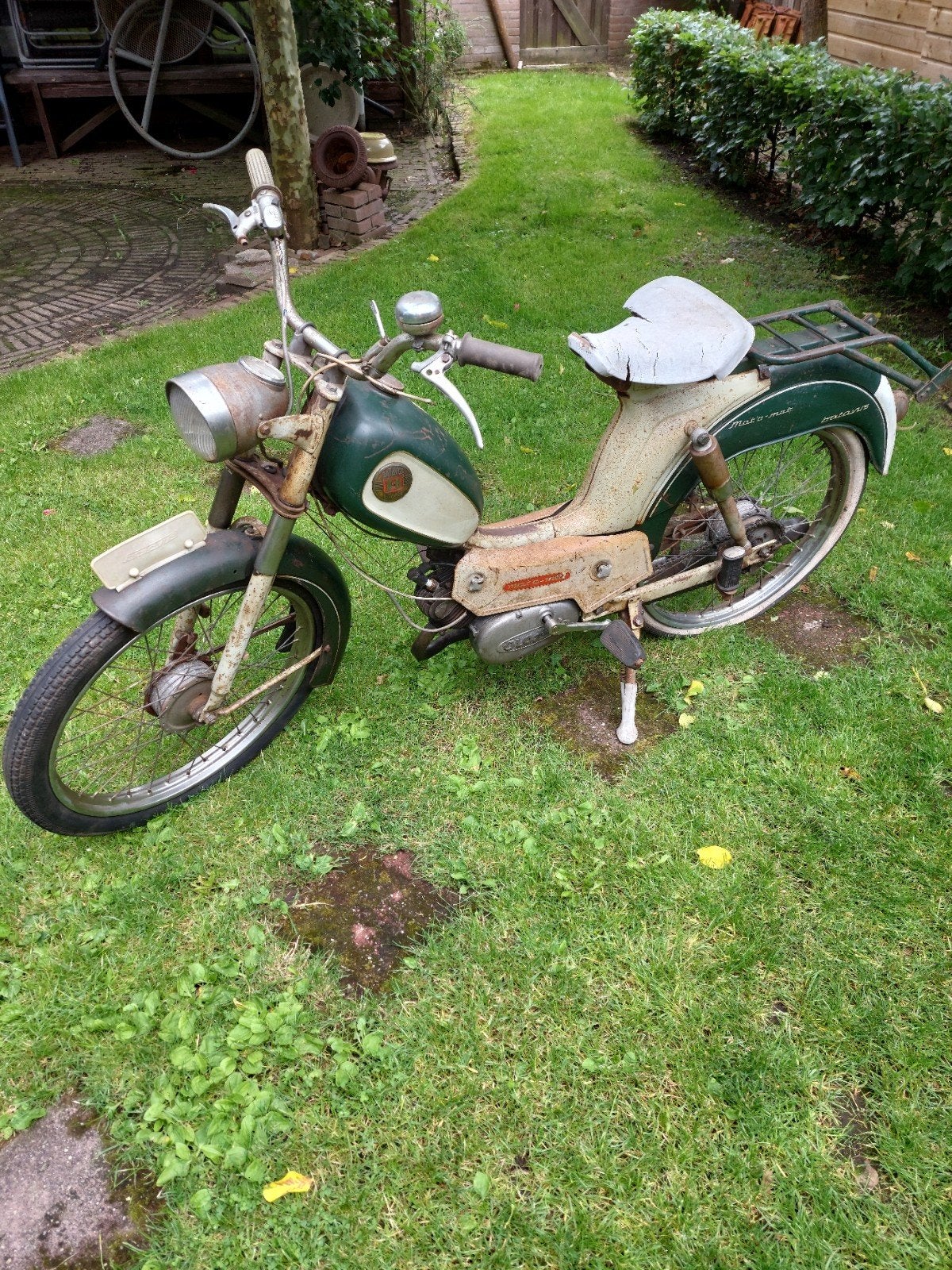 Batavus mat o mat leuke opknapper. 250 euro, Fietsen en Brommers, Brommers | Oldtimers, Ophalen, Batavus
