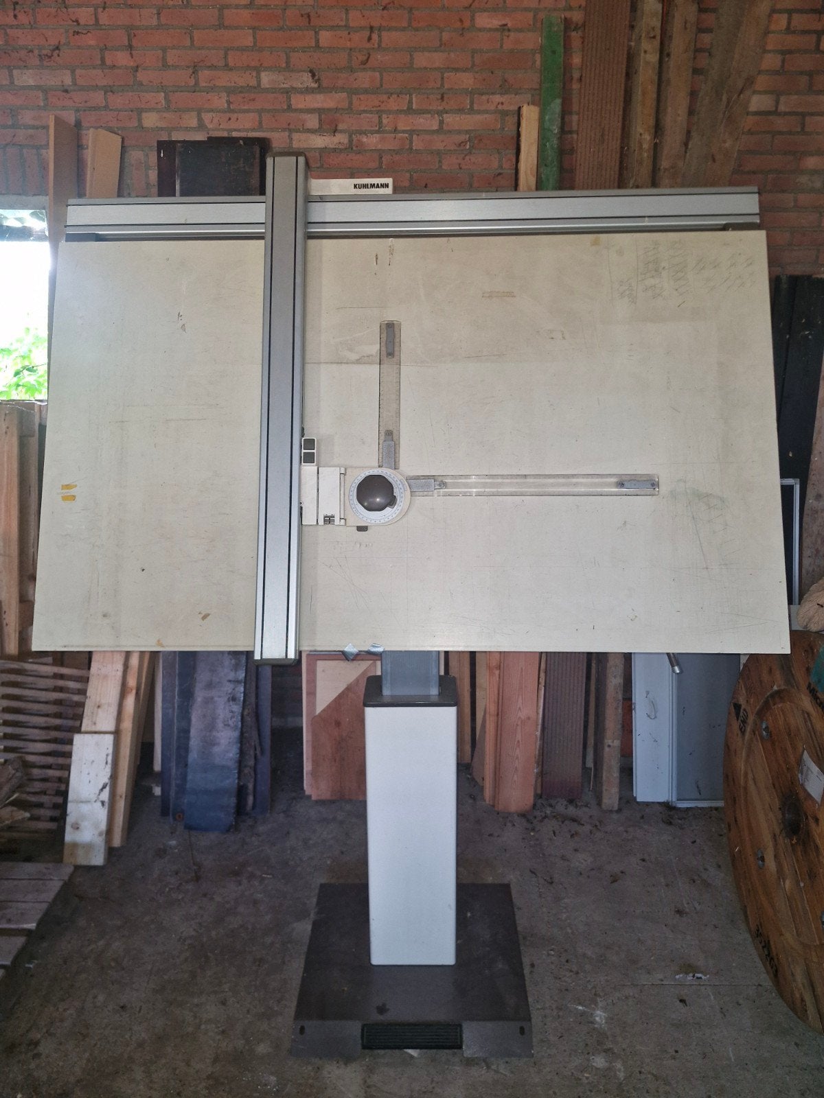 TEKENTAFEL met voetpedaal, Doe-het-zelf en Verbouw, Tekentafels, Ophalen, Gebruikt