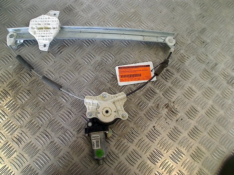 Raammechaniek Elek Rechts Voor Hyundai i20 (GBB) 82460C7000, Hyundai Motor Deutschland GmbH, Gebruikt, Hyundai, Kaiserleipromenade 5, Offenbach am Main 63067, , Duitsland