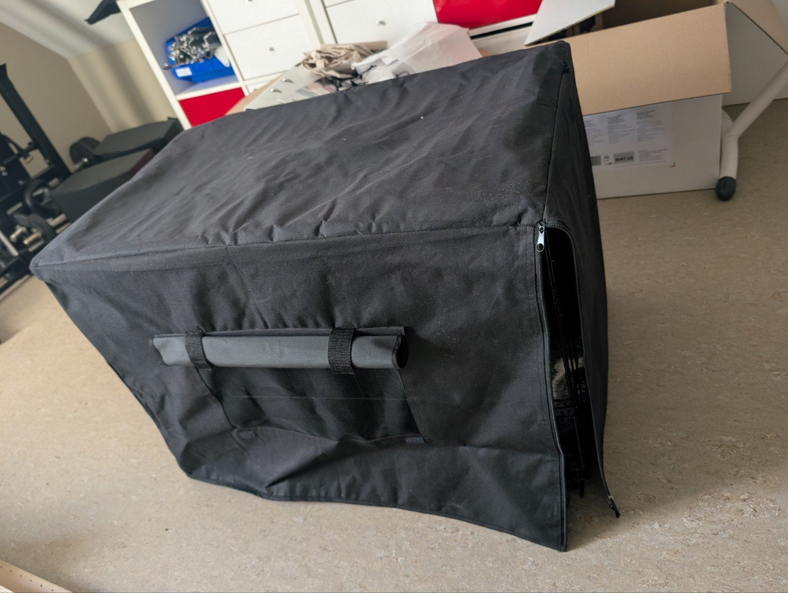 2-Deurs - Bench - Zwart 76x48x54 cm
inclusief hoes en matje, Ophalen of Verzenden, Zo goed als nieuw