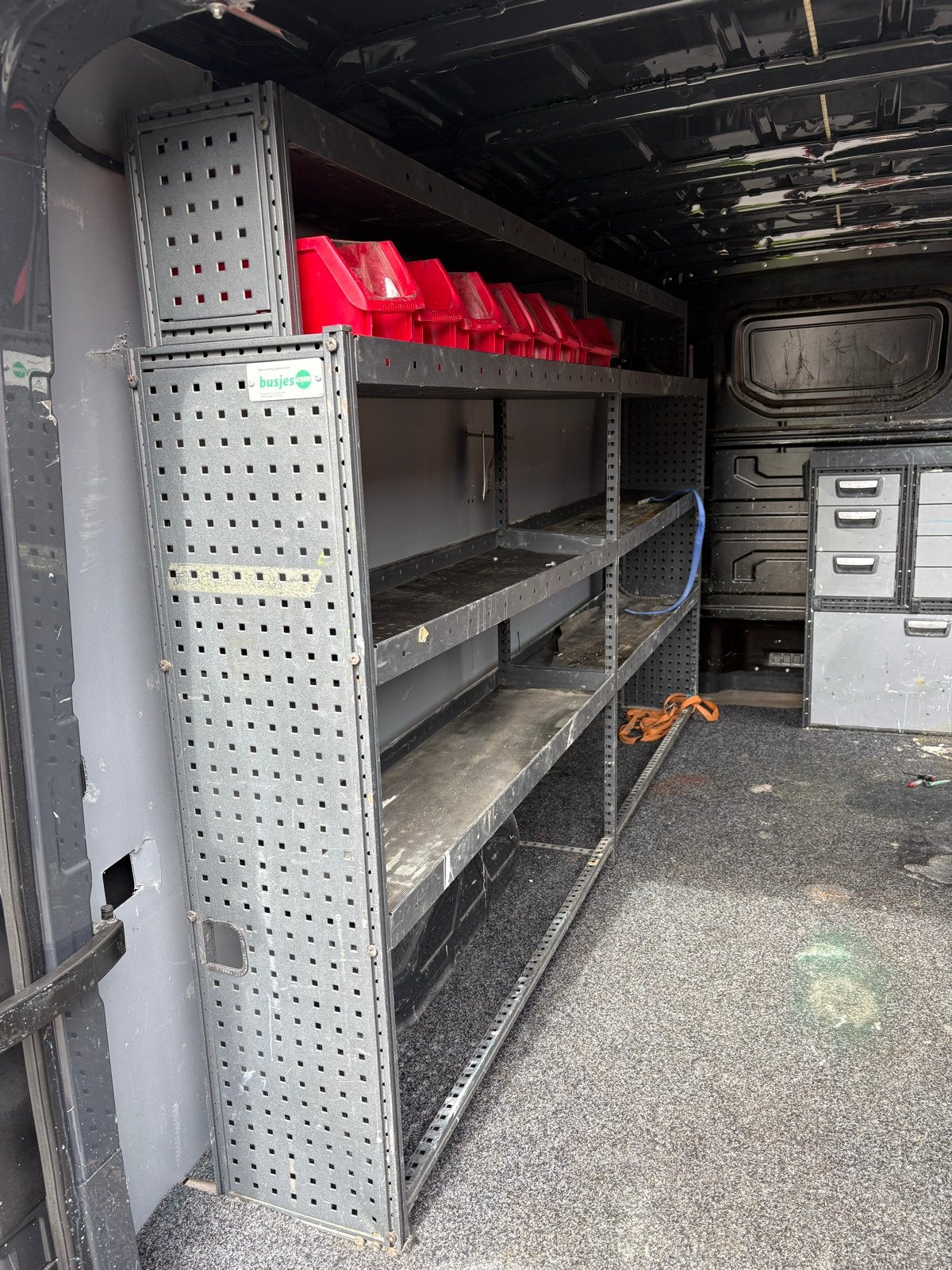 Bedrijfswageninrichting, Ophalen
