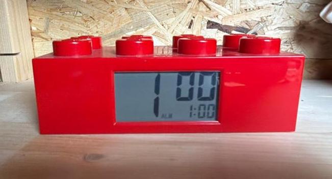 LEGO Wekker Rood, Ophalen of Verzenden, Gebruikt, Digitaal, Wekker of Tafelklok