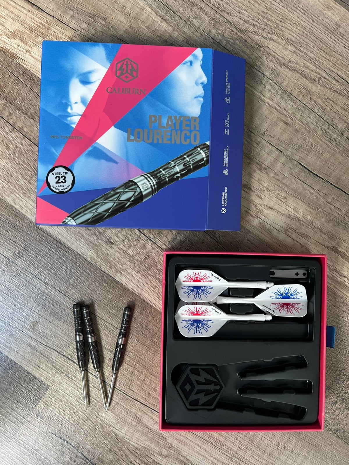 Caliburn Lourenco darts 23 gram, Sport en Fitness, Ophalen of Verzenden, Zo goed als nieuw, Pijlen