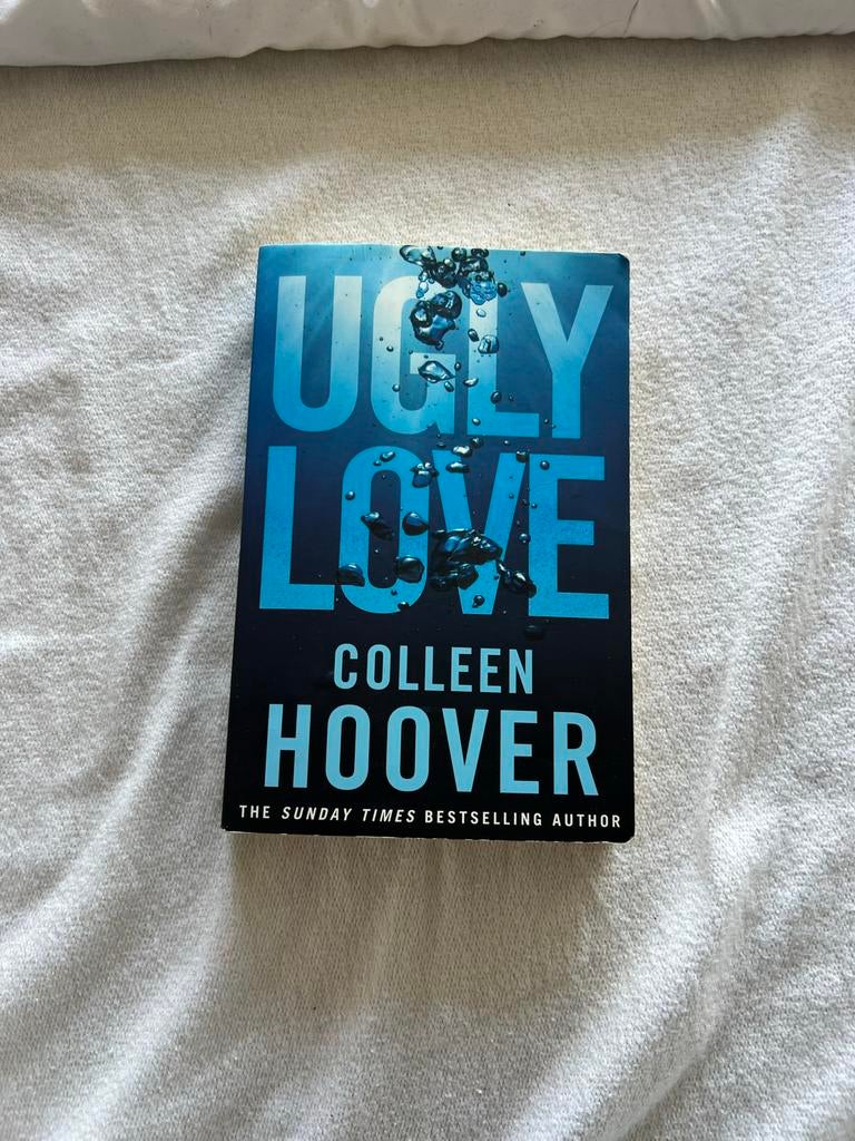 Ugly Love - Colleen Hoover, Ophalen of Verzenden, Gelezen, Amerika