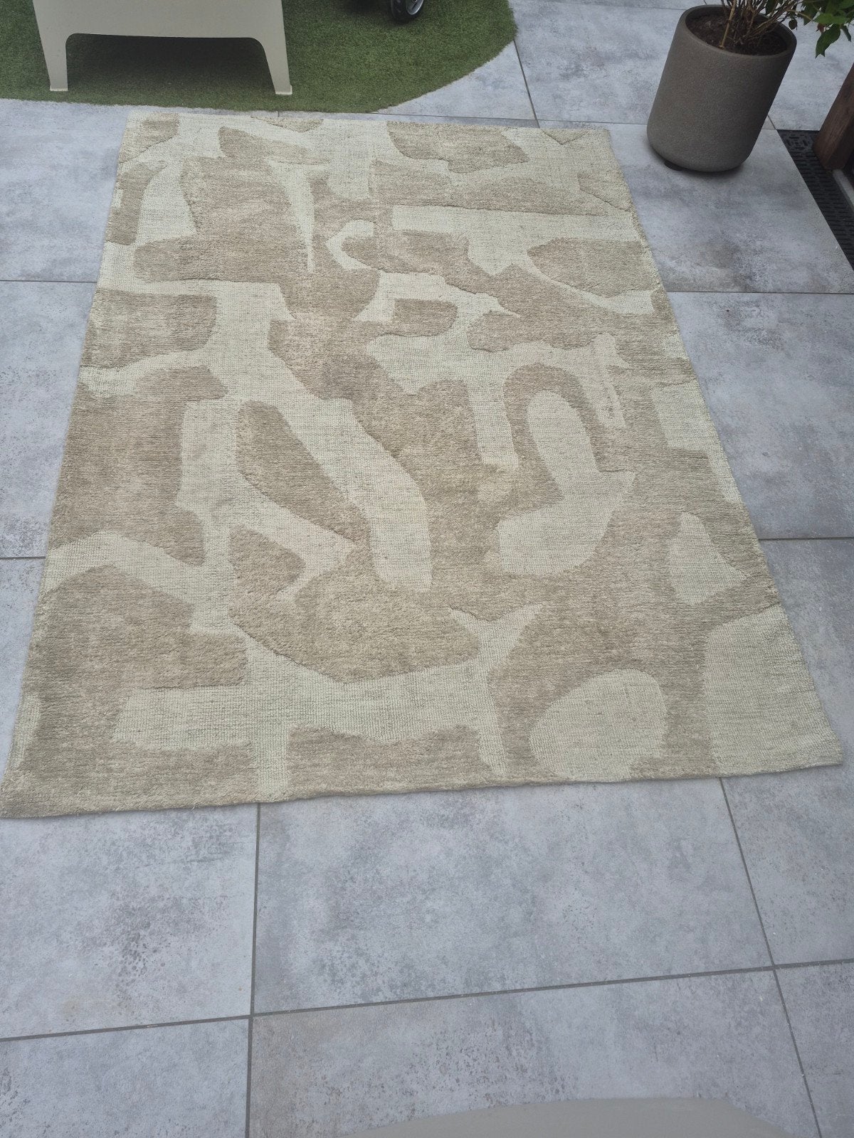 Beige/grijs vloerkleed Kwantum 230x160 cm, Ophalen, Gebruikt, 150 tot 200 cm, 200 cm of meer