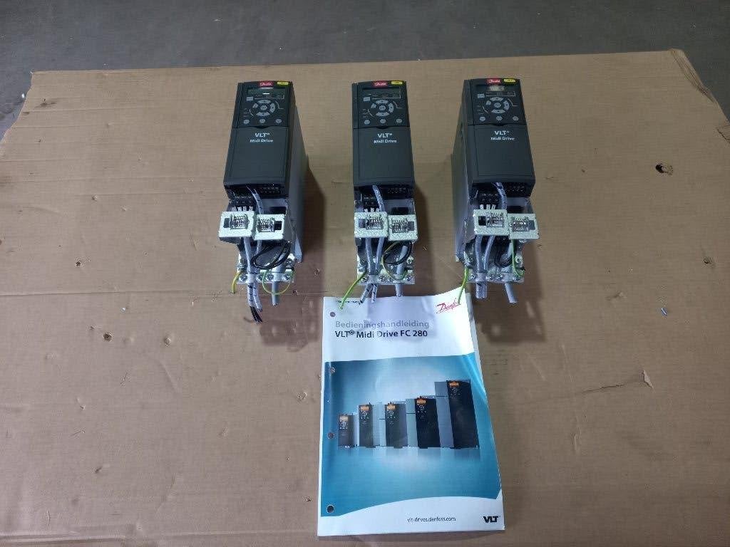 3x Danfoss VLT Midi Drive FC-280 1.5 kW frequentieregelaar –, Ophalen of Verzenden