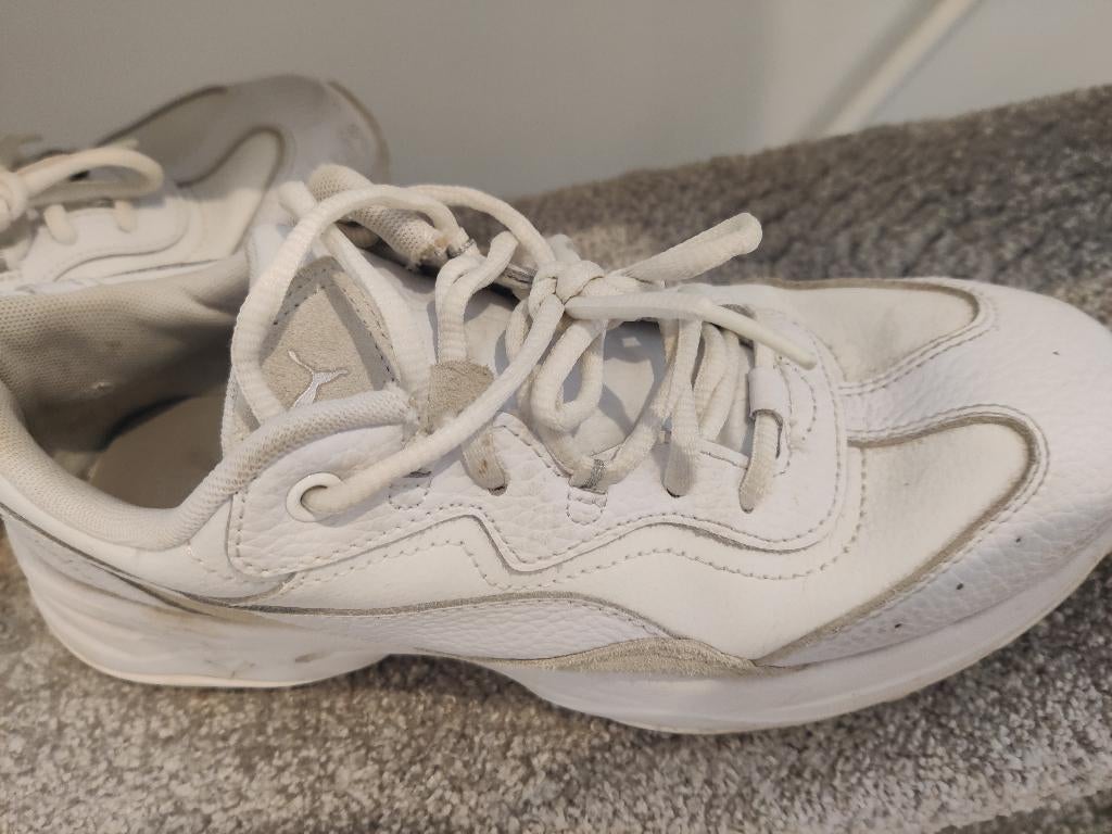 Puma shoes size 41, Kleding | Dames, Schoenen, Ophalen, Puma, Wit, Sneakers of Gympen