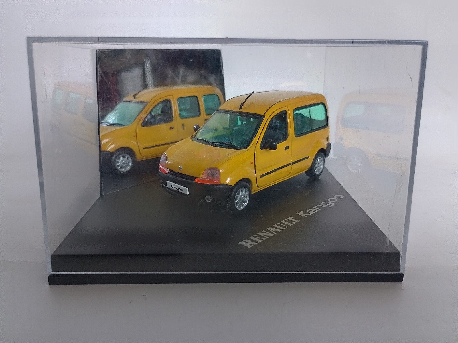 Renault Kangoo 1:43 Vitesse in vitrinebox, Ophalen of Verzenden, Nieuw, Auto, Overige merken