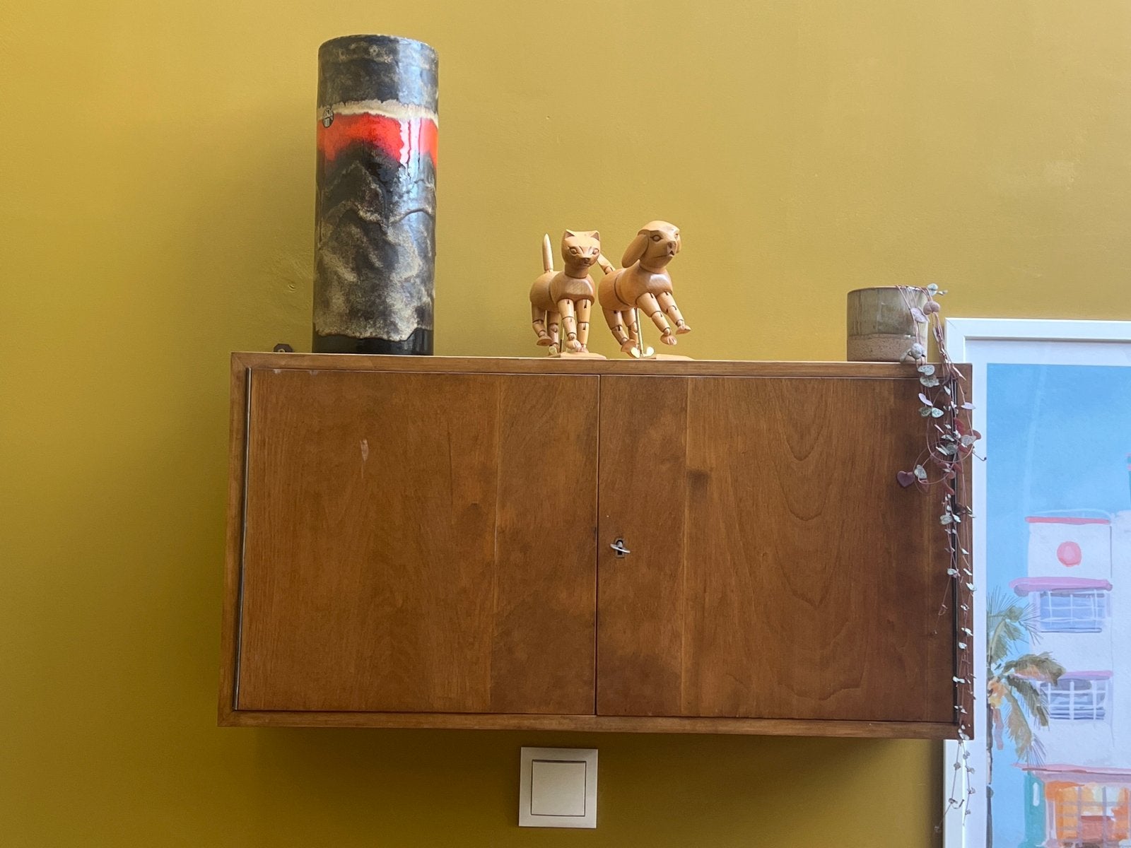 Vintage teak hangkastje / wandkastje – Mid-Century, Antiek en Kunst, Ophalen of Verzenden