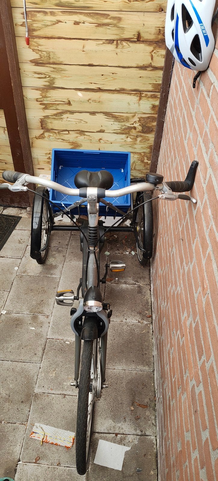 Driewieler voor volwassenen met nieuw slot en verlichting, Ophalen