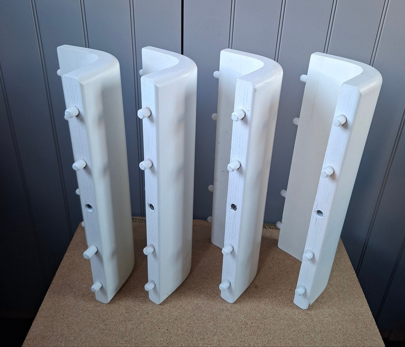 Set van 4 witte gelamineerde houten hoekstukken., Gebruikt, Minder dan 25 mm, Overige typen, Ophalen of Verzenden